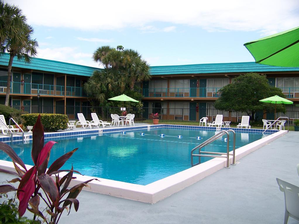 Budget Inn And Suites Orlando West Exterior photo